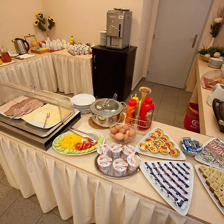 Hotel Albellus 3*